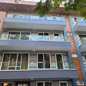 Guest house Jmd Residency, New Delhi