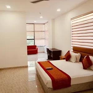 Hotel Amora Dwarka, New Delhi